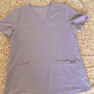 Figs Casma scrub top
